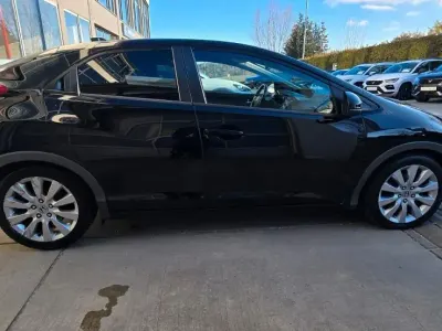 Gebraucht Honda Civic Comfort 120 PS (88 kW) 2013 Schwarz Limousine