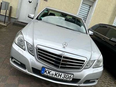 gebraucht Mercedes E220 CDI DPF BlueEFFICIENCY Automatik Elegance