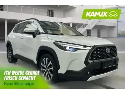 Gebraucht Toyota Corolla Cross Team 197 PS (144 kW) 2023 Platinum white pearl mc. SUV