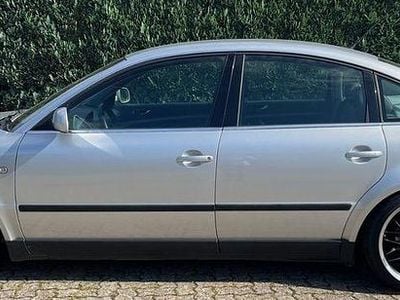 Gebraucht VW Passat Comfortline 116 PS (85 kW) 2001 Silber Limousine
