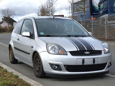 gebraucht Ford Fiesta TÜV neu + ST Heckspoiler & Endschalldämpfer
