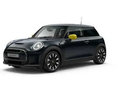 Usata Mini Cooper SE 135 kW (184 CV) 2021 Nero Utilitaria