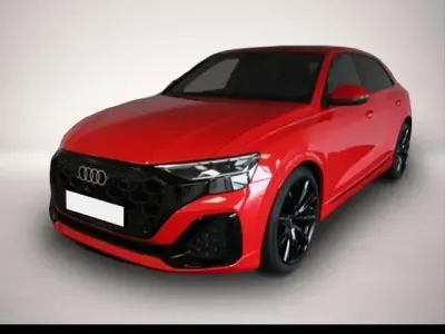 Gebraucht Audi Q8 Ambiente 286 PS (210 kW) 2024 Manufacturer SUV