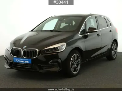 Gebraucht BMW 218 Active Tourer Sport Line 150 PS (110 kW) 2021 Schwarz Van / Kleinbus