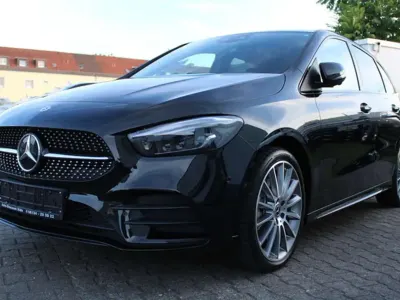 Gebraucht Mercedes B250e AMG 160 PS (117 kW) 2022 Schwarz Kleinwagen