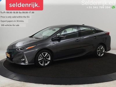 Gebraucht Toyota Prius Business Edition 122 PS (89 kW) 2017 Grau Limousine
