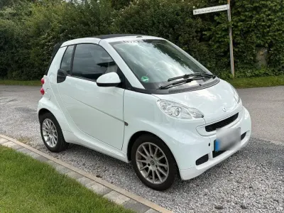 Gebraucht Smart ForTwo Cabrio 71 PS (52 kW) 2012 Weiß Cabrio