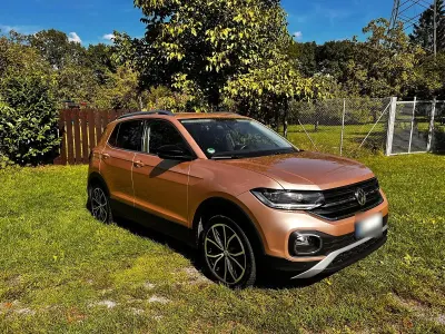 Używany VW T-Cross Style 116 KM (85 kW) 2020 Złoty SUV