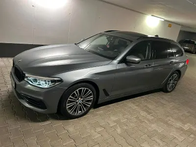 Gebraucht BMW 525 231 PS (169 kW) 2018 Blau Kombi