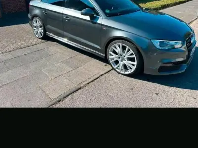 Gebraucht Audi A3 S-Line 184 PS (135 kW) 2015 Grau Limousine