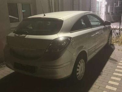 Opel Astra GTC