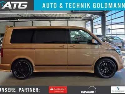 Usata VW Multivan Highline 140 CV (102 kW) 2020 Andere Monovolume