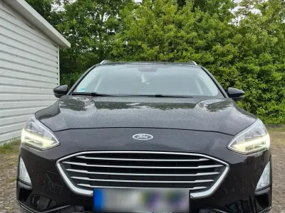 Gebraucht Ford Focus 125 PS (91 kW) 2019 Schwarz Kombi