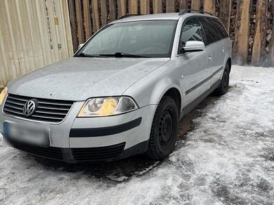 Gebraucht VW Passat 131 PS (96 kW) 2001 Silber Kombi