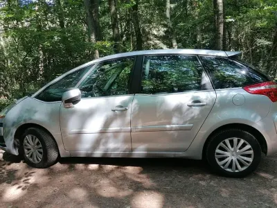Gebraucht Citroën C4 Picasso Tendance 120 PS (88 kW) 2009 Silber Van / Kleinbus
