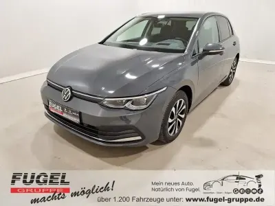 Brugt VW Golf VIII Active 150 HK (110 kW) 2023 Grå Sedan