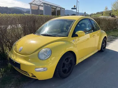 Second-hand VW New Beetle 150 CP (110 kW) 2004 Galben Hatchback