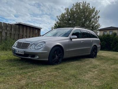 Gebraucht Mercedes E500 306 PS (225 kW) 2003 Silber Kombi