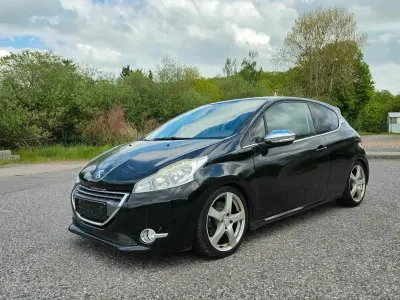 Occasion Peugeot 208 156 PK (114 kW) 2013 Zwart Hatchback