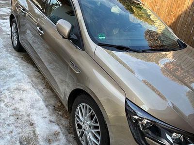 Second-hand Renault Mégane GrandTour Bose Edition 160 CP (117 kW) 2019 Auriu Break