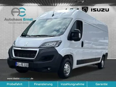 Gebraucht Peugeot Boxer S 140 PS (102 kW) 2023 Kaolin weiß Van