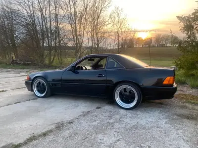 Gebraucht Mercedes SL500 326 PS (239 kW) 1991 Schwarz Cabrio
