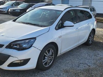 gebraucht Opel Astra Sport Tourer bj 2014 HU 07.2025