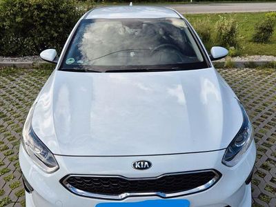 Usata Kia Ceed Vision 140 CV (102 kW) 2021 Bianco Utilitaria