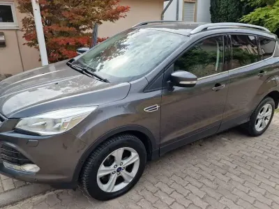 Gebraucht Ford Kuga Titanium 150 PS (110 kW) 2016 Grau SUV