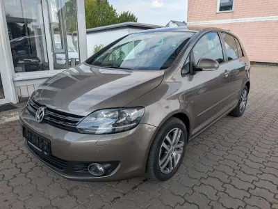 Gebraucht VW Golf Plus Cross Comfortline 122 PS (89 kW) 2009 Kaschmirbraun metallic Limousine