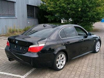 BMW 525