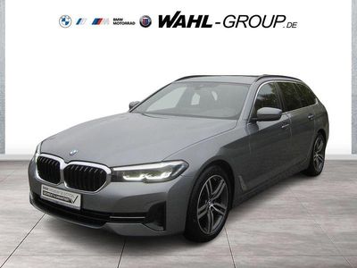 Gebraucht BMW 520 Performance 190 PS (139 kW) 2023 Grau Kombi