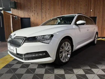 Gebraucht Skoda Superb 200 PS (147 kW) 2023 Weiß Kombi