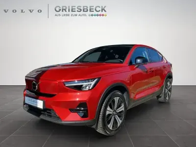 Używany Volvo C40 Plus 169 kW (231 KM) 2023 Czerwony SUV