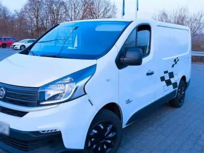 Gebraucht Fiat Talento 145 PS (106 kW) 2016 Weiß Van / Kleinbus