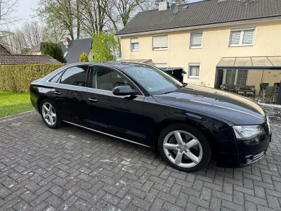 Gebraucht Audi A8 Ambiente 351 PS (258 kW) 2010 Schwarz Limousine