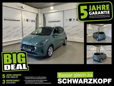 Gebraucht Hyundai i10 Edition 30 67 PS (49 kW) 2022 Grün Kleinwagen