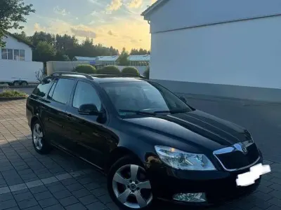 Gebraucht Skoda Octavia Elegance 160 PS (117 kW) 2009 Kombi