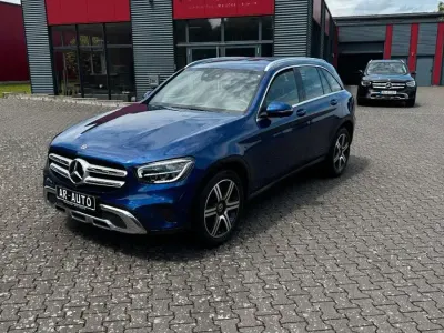 Gebraucht Mercedes GLC300 245 PS (180 kW) 2019 Brillantblau SUV