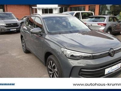 Neu VW Tiguan Life 150 PS (110 kW) 2025 Grau SUV