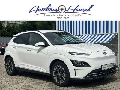 Gebraucht Hyundai Kona Trend 150 kW (204 PS) 2023 Atlas white SUV