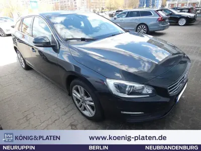 Brugt Volvo V60 Momentum 220 HK (161 kW) 2016 Grå Stationcar
