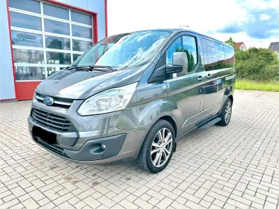 Gebraucht Ford Tourneo Business Edition 155 PS (114 kW) 2015 Grau Van / Kleinbus