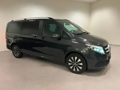 Gebraucht Mercedes V250 Sport 190 PS (139 kW) 2022 Grau Van / Kleinbus