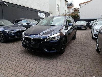 Gebraucht BMW 218 Basis 150 PS (110 kW) 2015 Blau Kombi