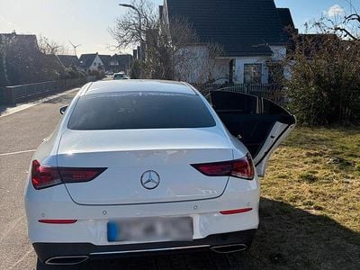 Gebraucht Mercedes CLA180 136 PS (100 kW) 2020 Weiß Limousine