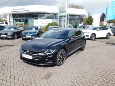 Gebraucht VW Arteon R-line 200 PS (147 kW) 2023 Deep black perleffekt Kombi