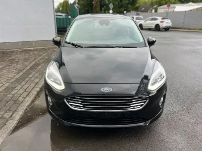 Gebraucht Ford Fiesta Titanium 86 PS (63 kW) 2018 Schwarz Kleinwagen