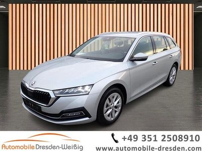 Usata Skoda Octavia Style 150 CV (110 kW) 2022 Argento Station wagon