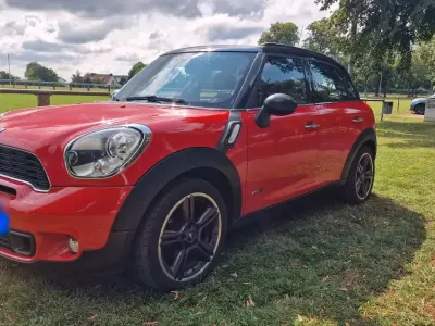 Gebraucht Mini Cooper Countryman 143 PS (105 kW) 2011 Rot SUV